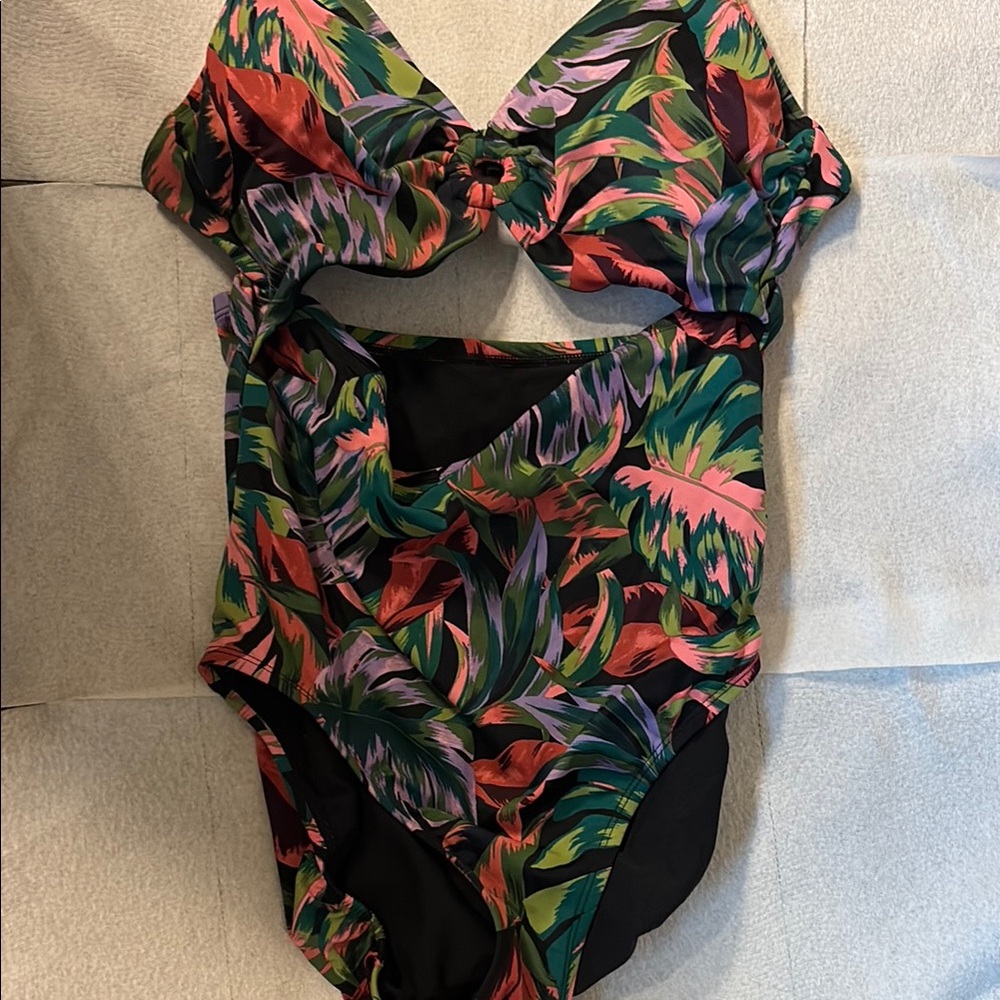 Time and Tru Tropical Print One Piece Swimsuit - Multicolor